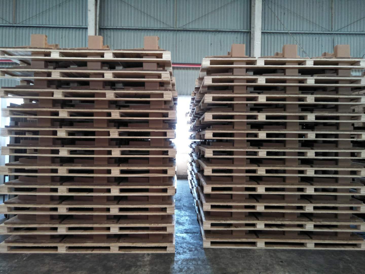 出口托盤(pán) 出口托盤(pán)